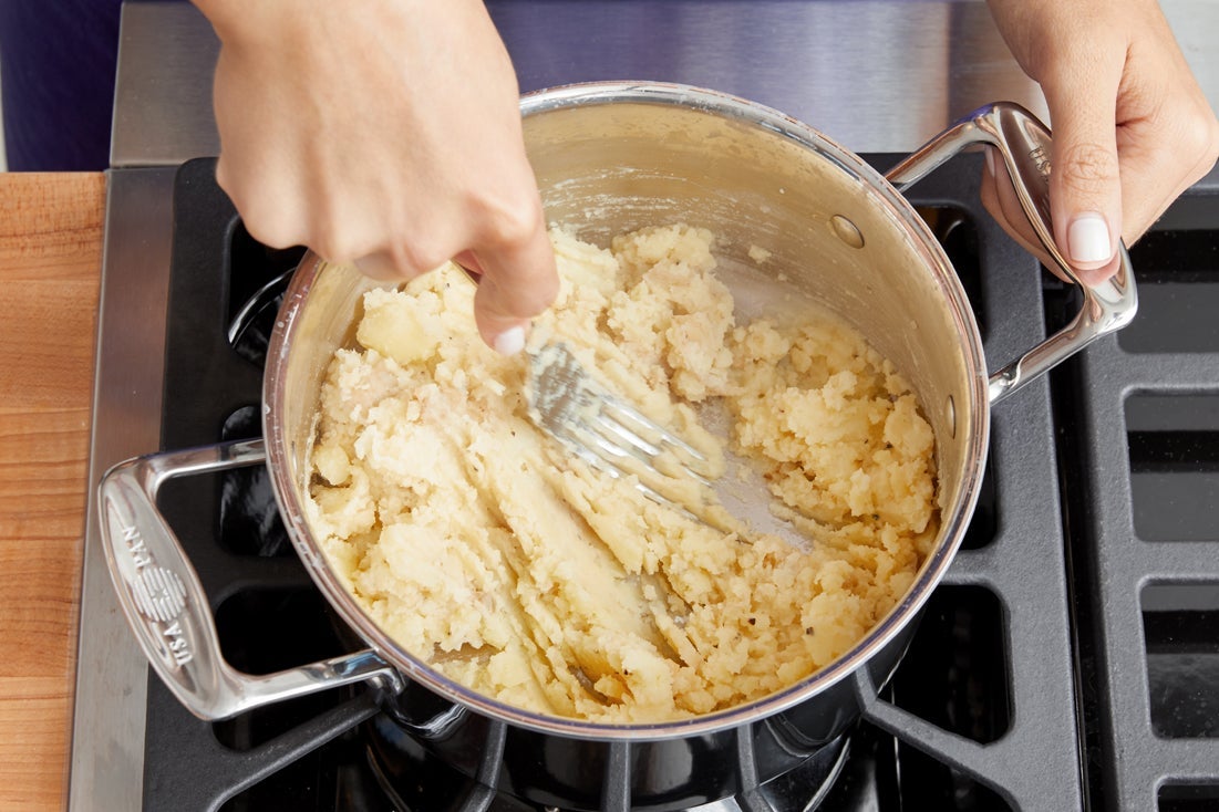 recipe-step-image-Cook & mash the potatoes}