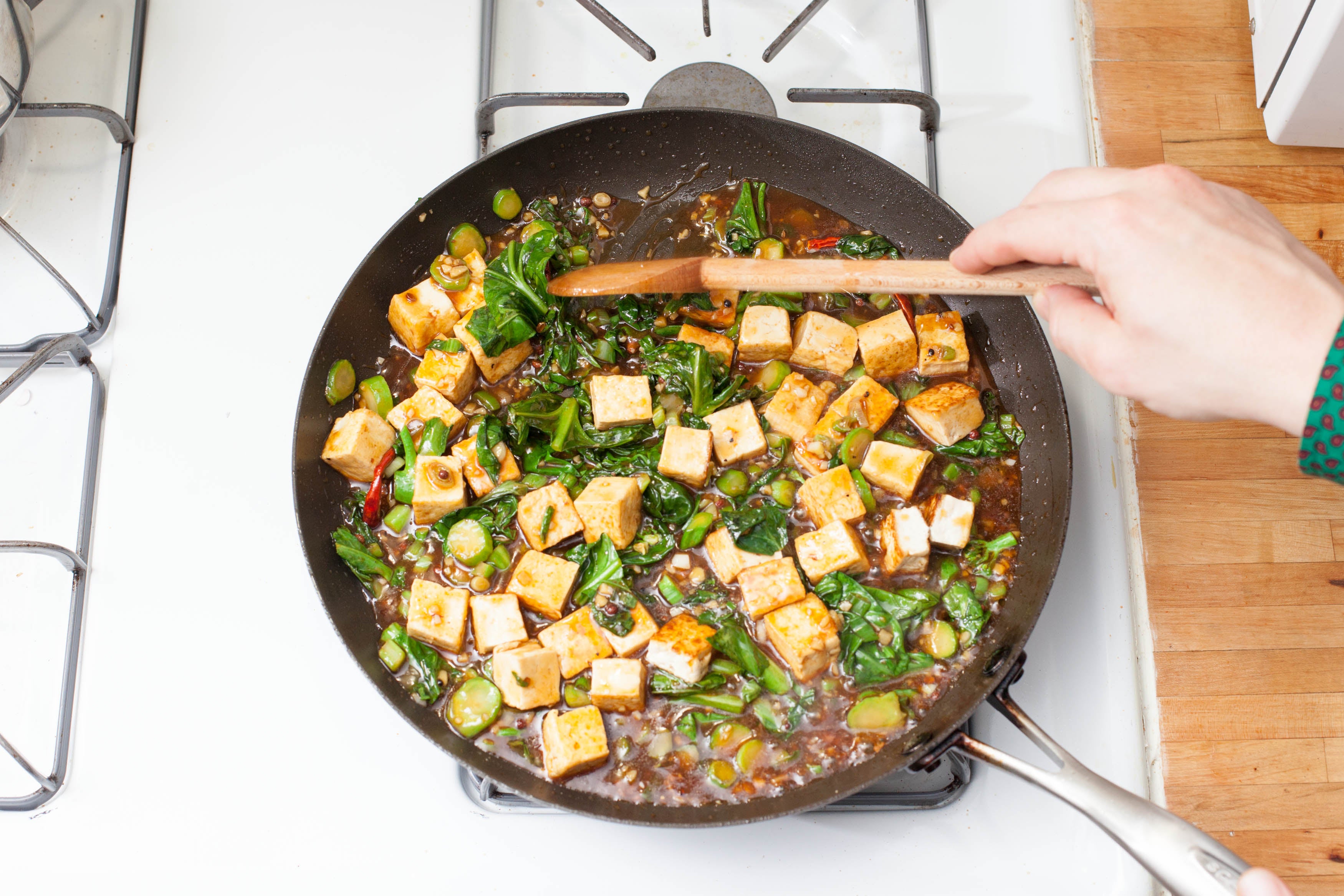 recipe-step-image-Make the sauce:}