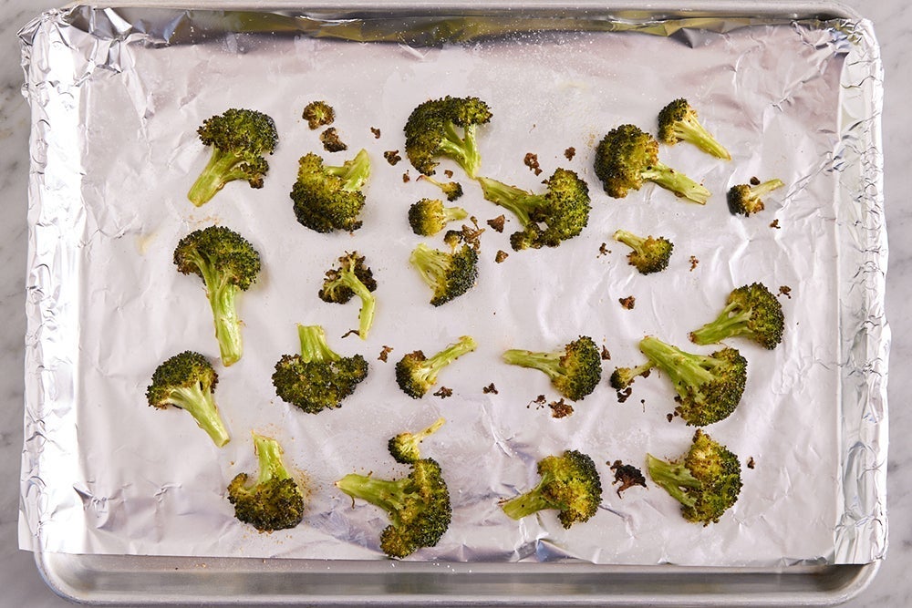 recipe-step-image-Roast the broccoli }