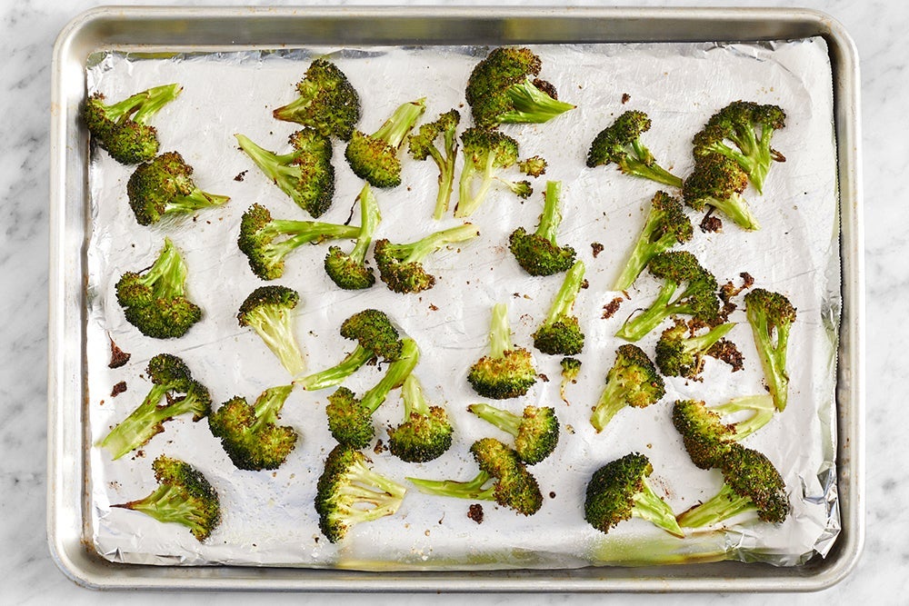 recipe-step-image-Roast the broccoli}