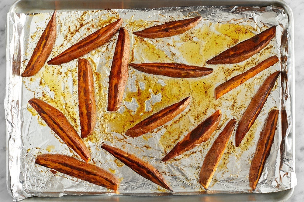 recipe-step-image-Prepare & roast the sweet potatoes}