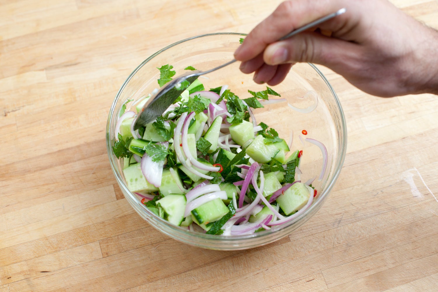 recipe-step-image-Make the cucumber salad:}
