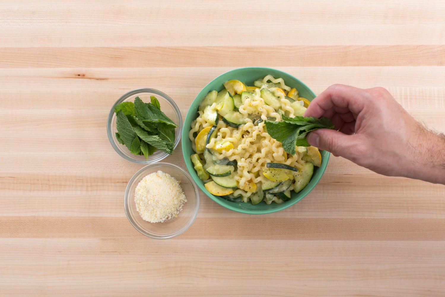 recipe-step-image-Plate your dish:}