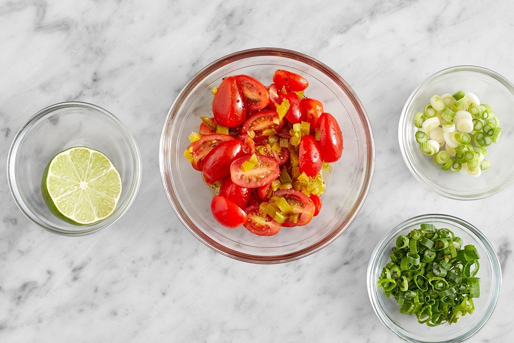 recipe-step-image-Prepare remaining ingredients & make the salsa }