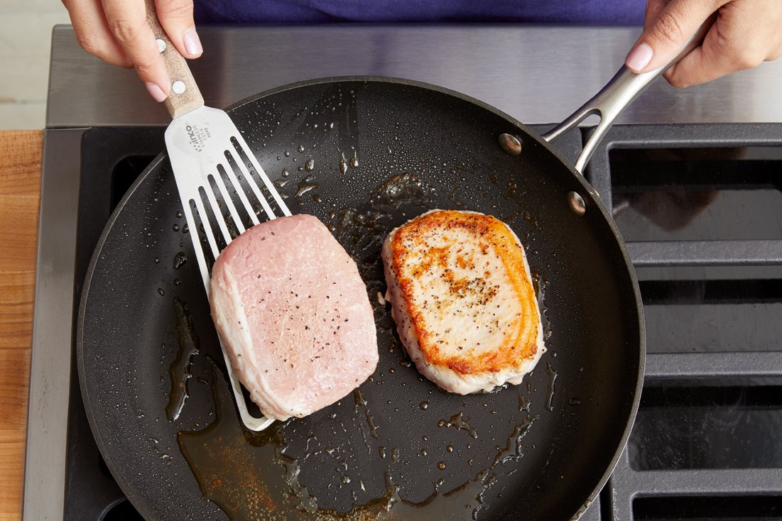 recipe-step-image-Cook the pork}