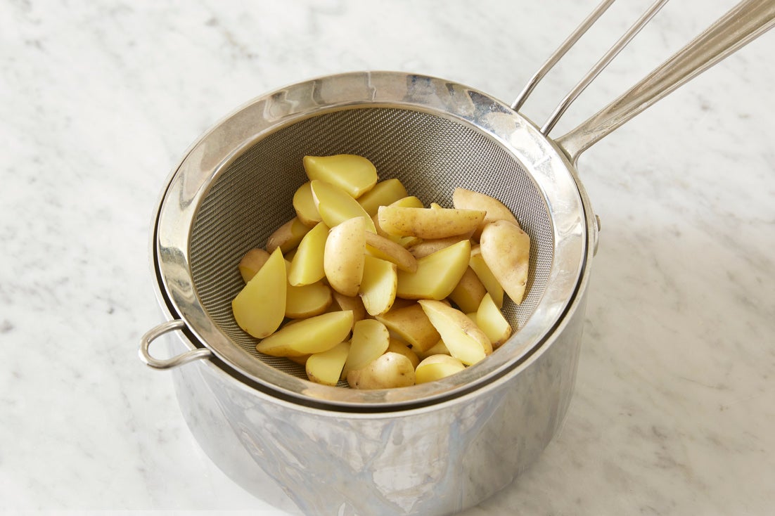 recipe-step-image-Cook the potatoes:}