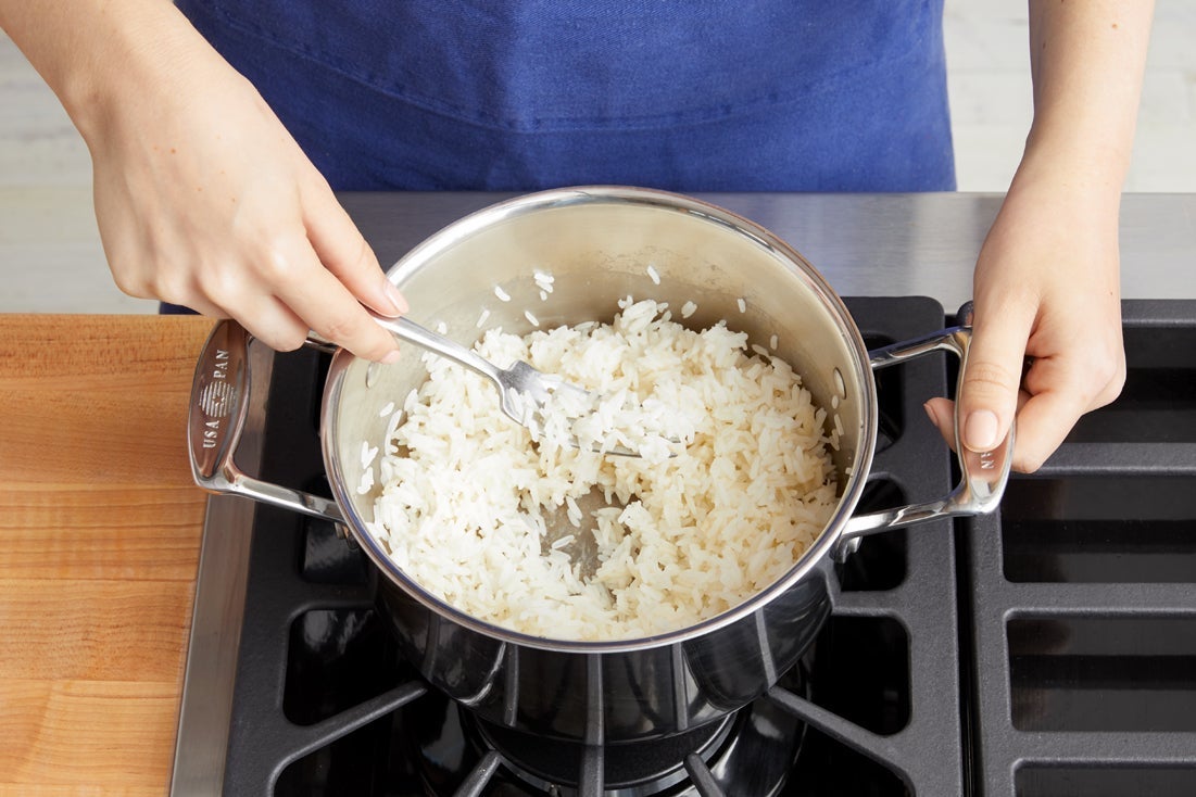 recipe-step-image-Cook the rice:}