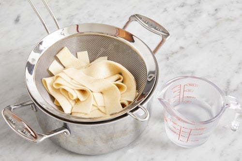 recipe-step-image-Cook the pasta}