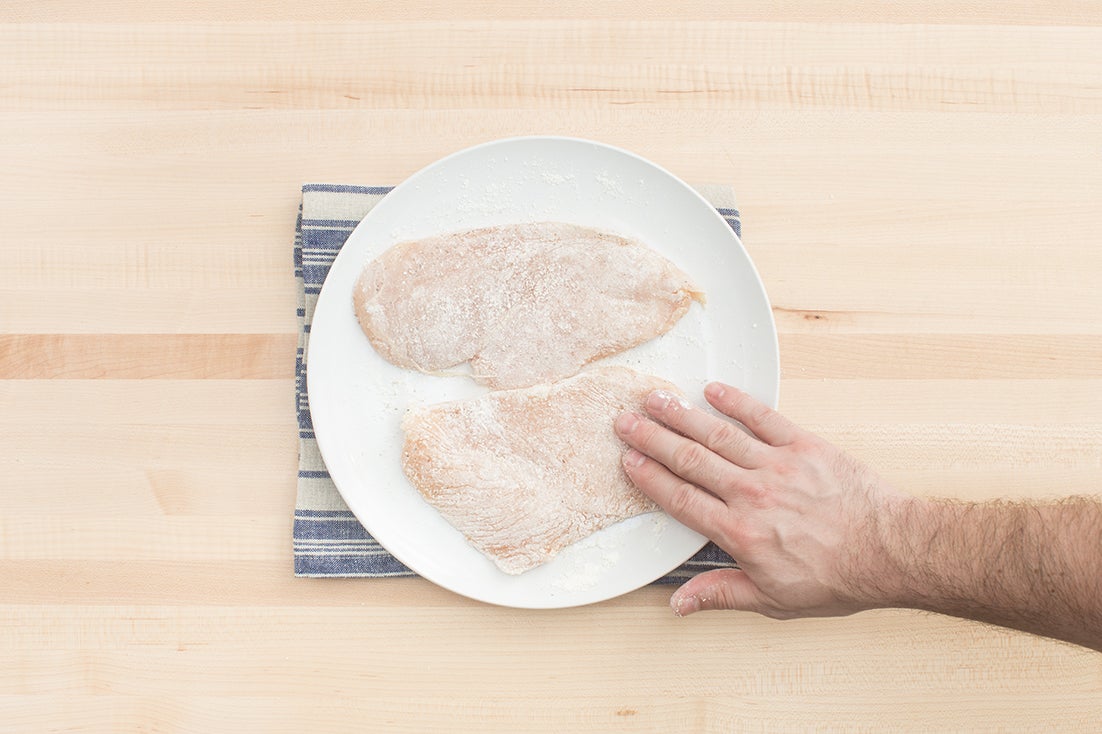 recipe-step-image-Coat the chicken: }