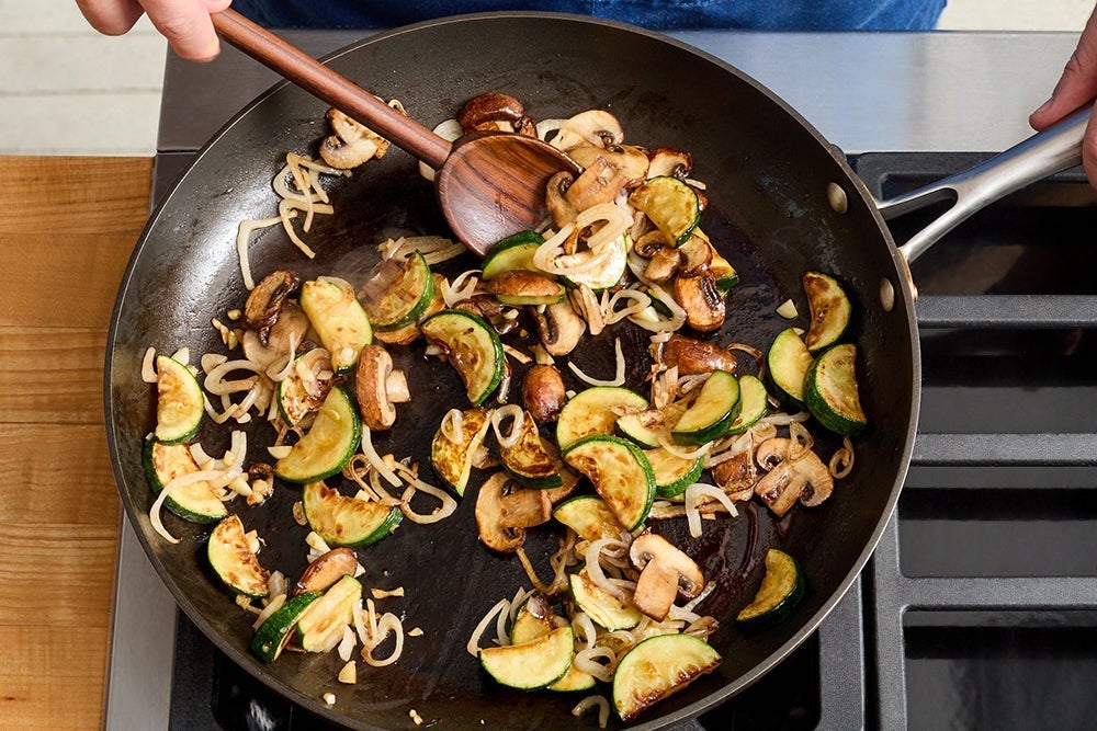 recipe-step-image-Cook the vegetables}