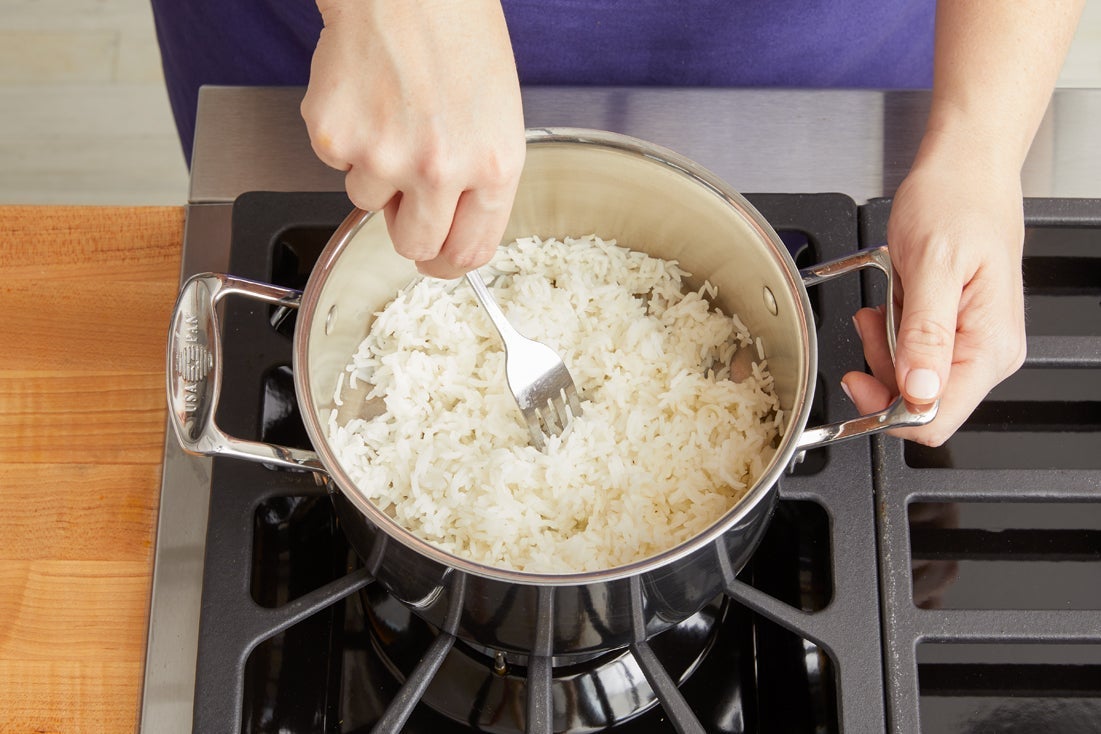 recipe-step-image-Cook the rice}