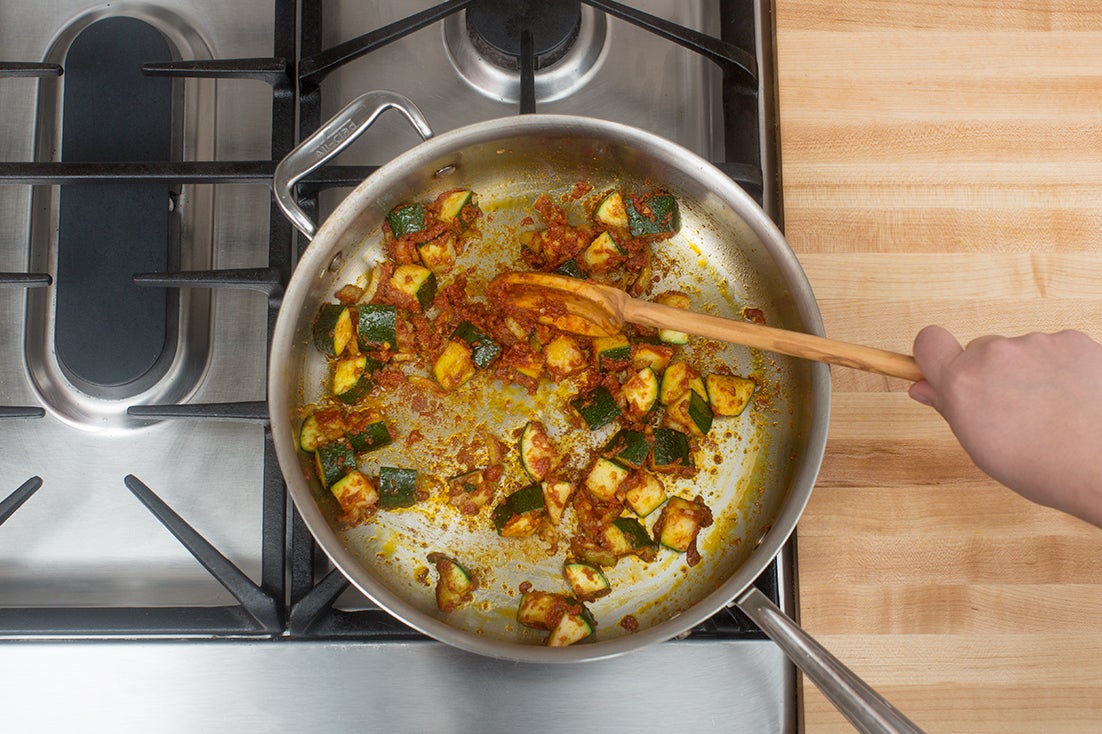recipe-step-image-Start the tagine:}