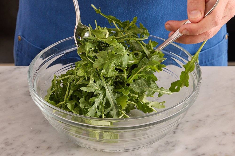 recipe-step-image-Assemble the salad & serve your dish}