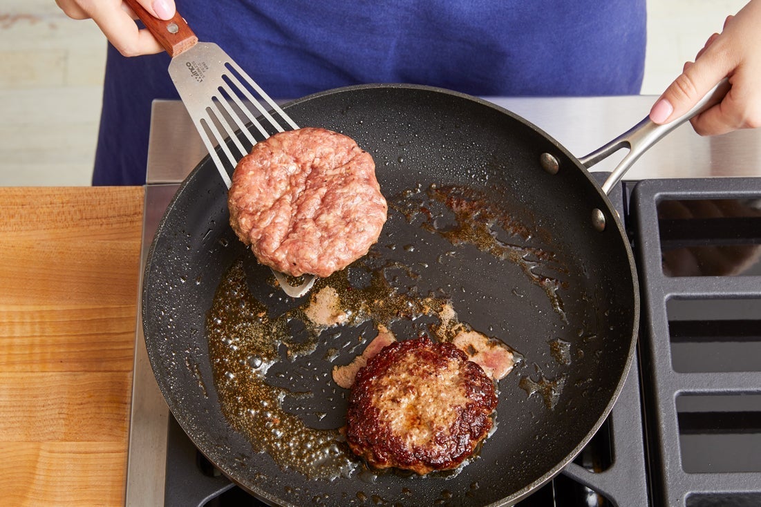 recipe-step-image-Form & cook the patties}