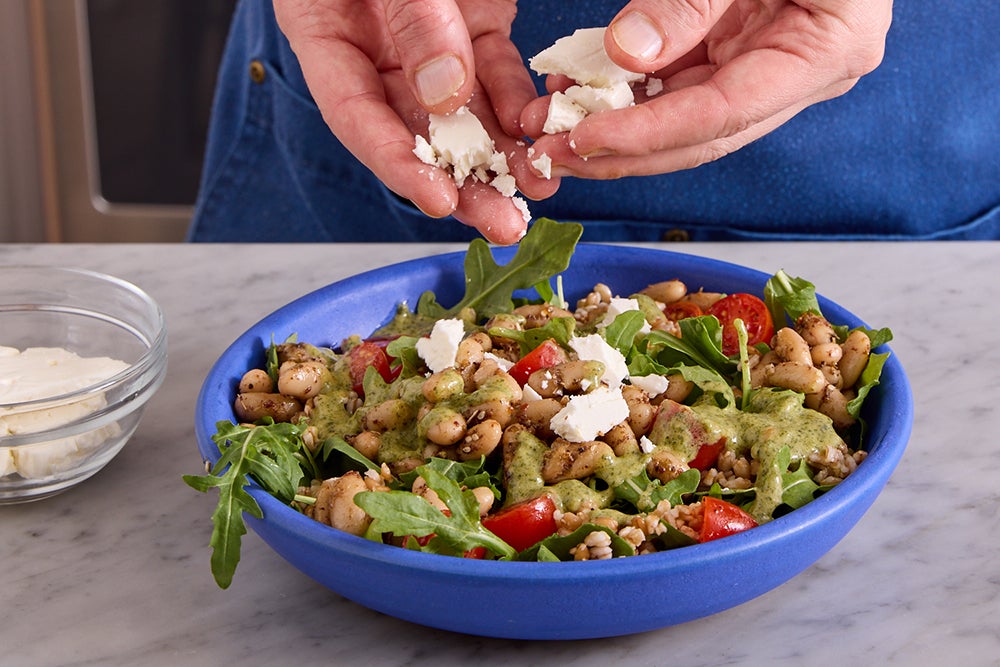 recipe-step-image-Assemble the salad & serve your dish}