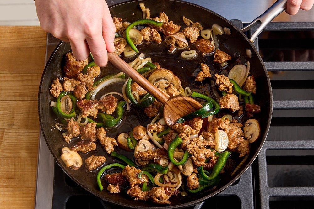 recipe-step-image-Cook the sausage & vegetables }