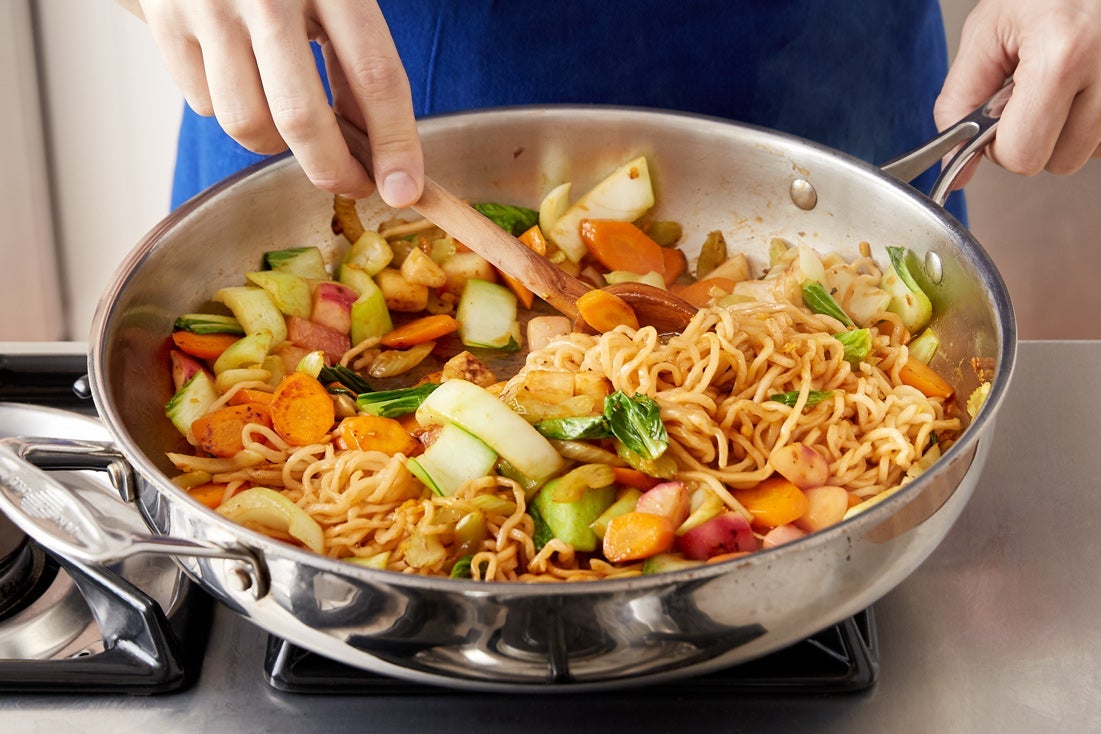 recipe-step-image-Finish the noodles & plate your dish:}
