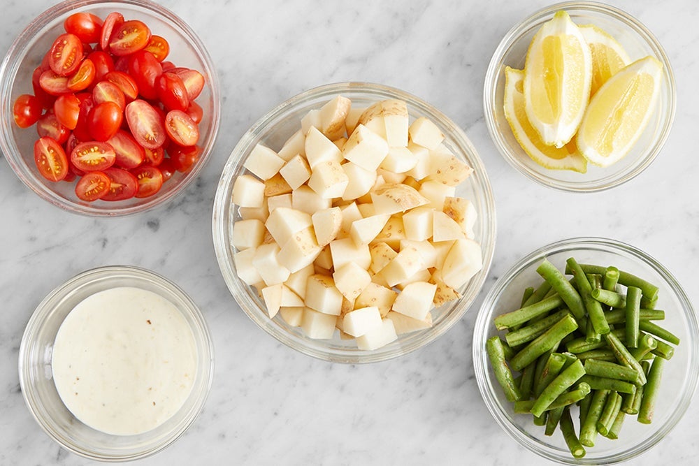 recipe-step-image-Prepare the ingredients & make the sauce: }