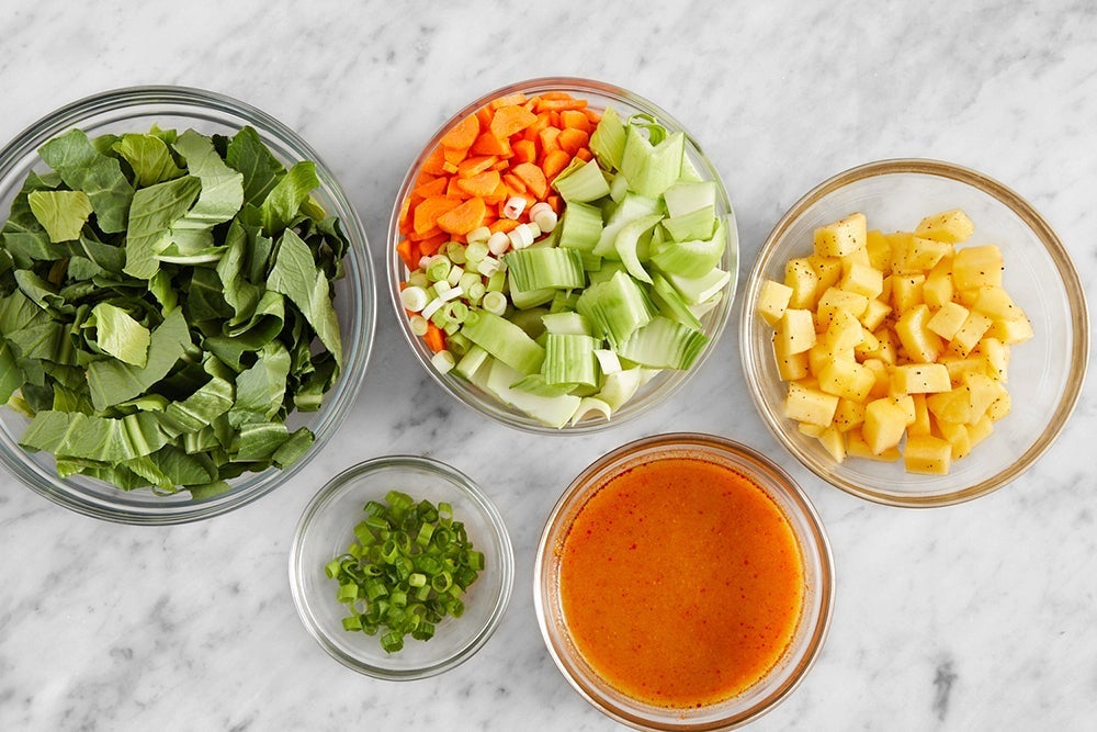 recipe-step-image-Prepare the ingredients & make the sauce}