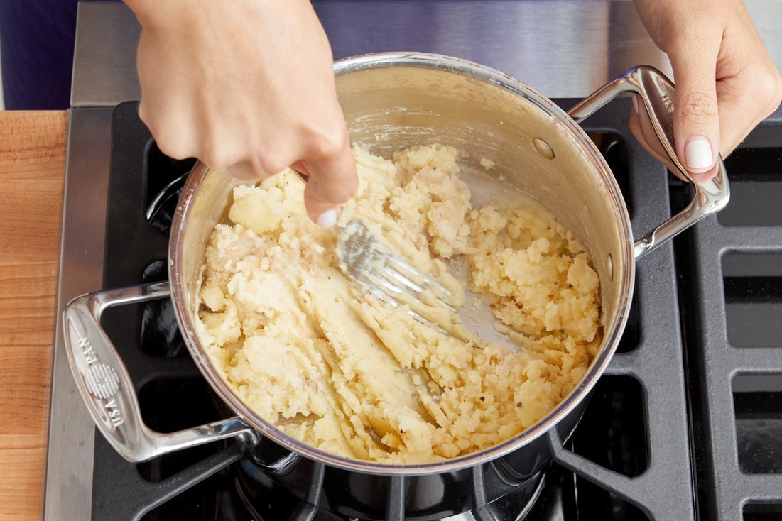 recipe-step-image-Cook & mash the potatoes}
