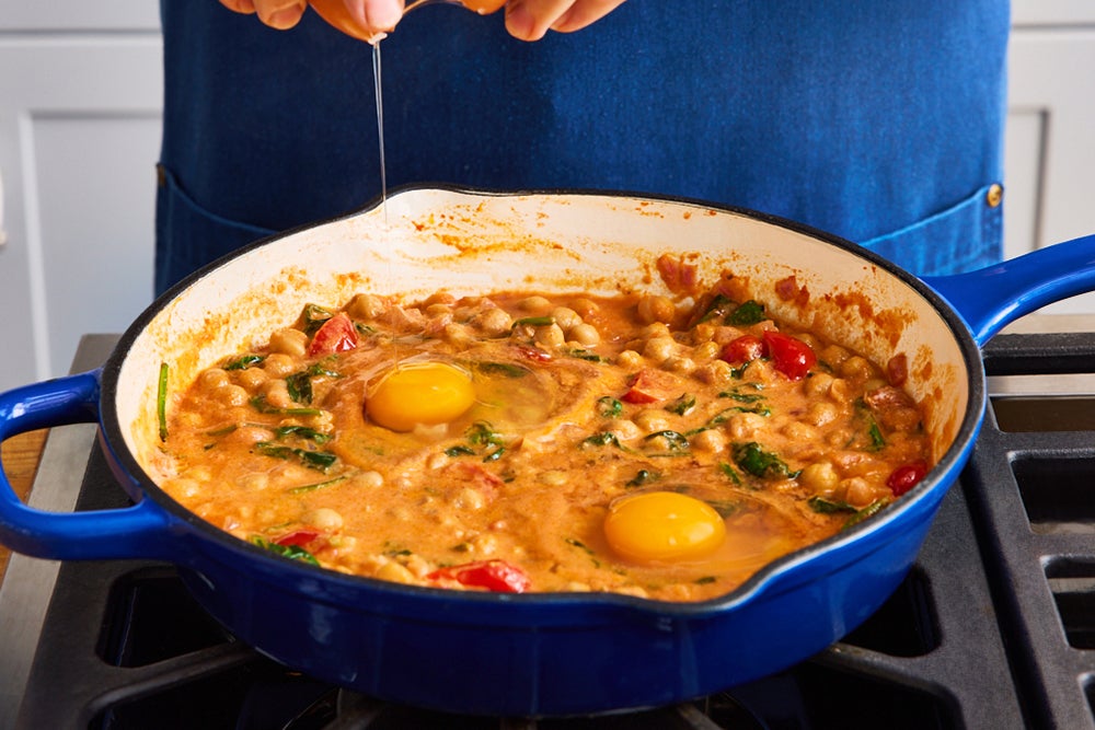 recipe-step-image-Make the shakshuka & serve your dish}