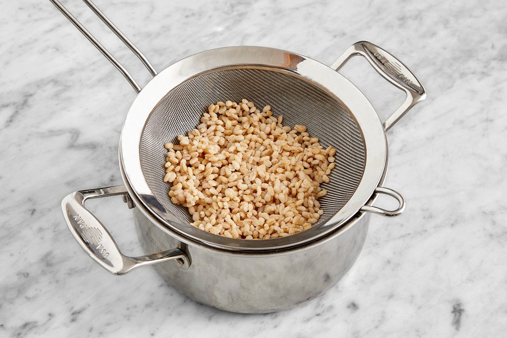 recipe-step-image-Cook the barley}