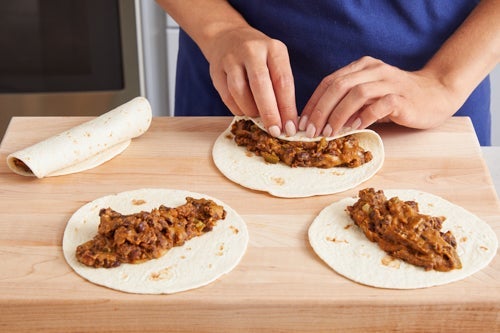 recipe-step-image-Assemble the flautas:}