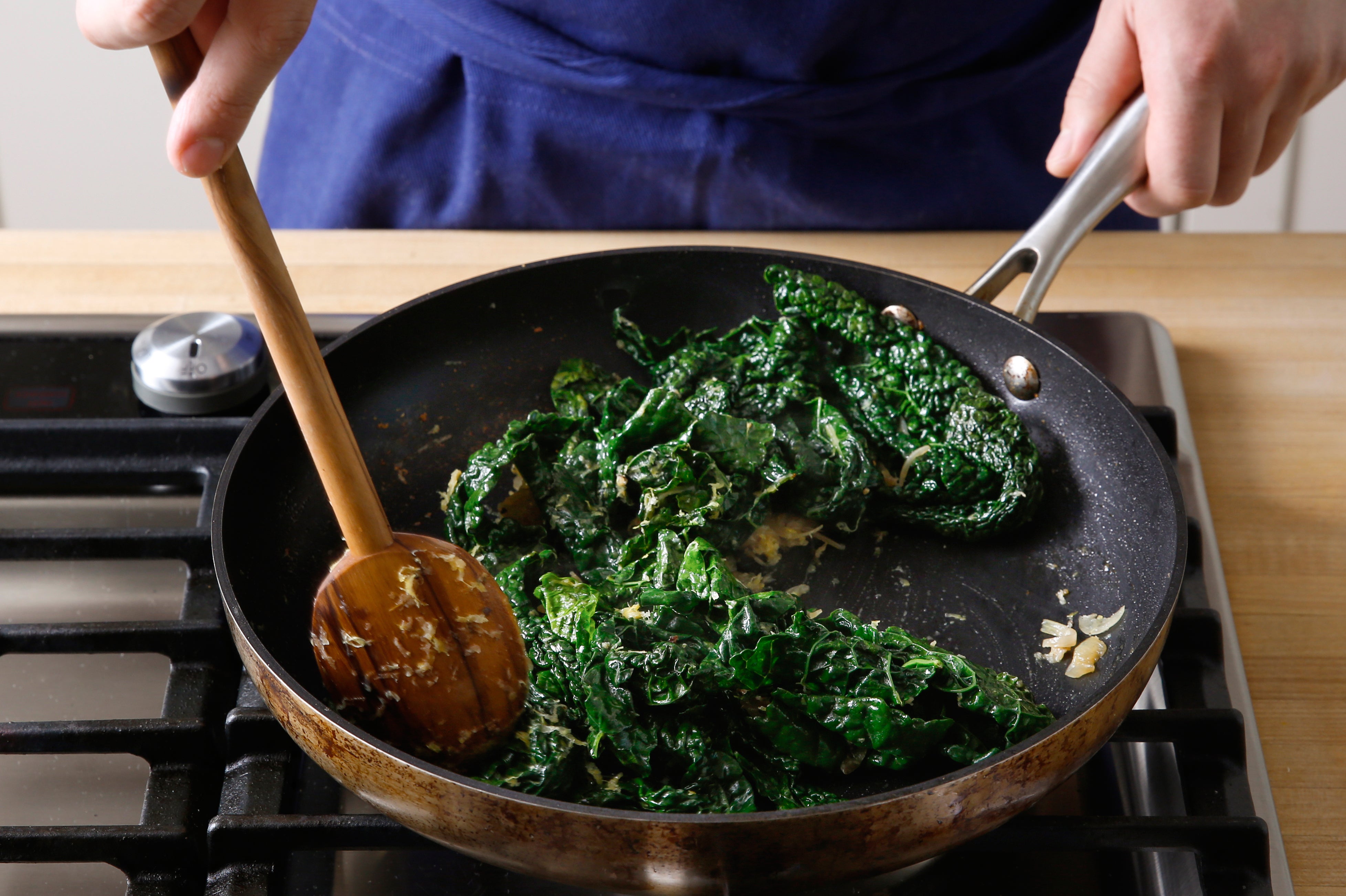 recipe-step-image-Cook the kale:}