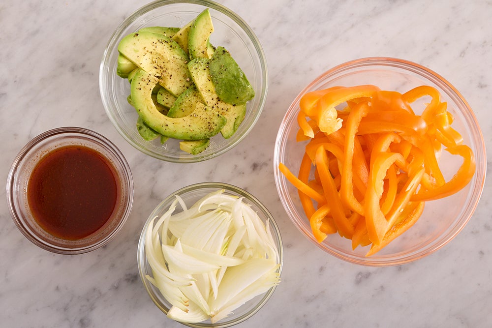 recipe-step-image-Prepare the ingredients & make the sauce }