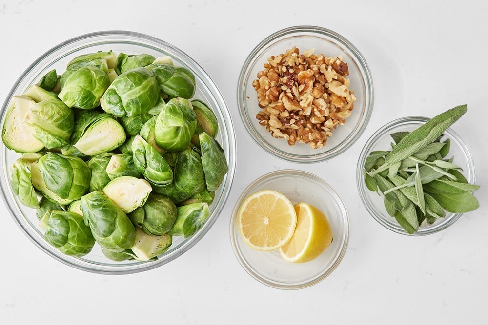 recipe-step-image-Prepare the brussels sprouts ingredients }