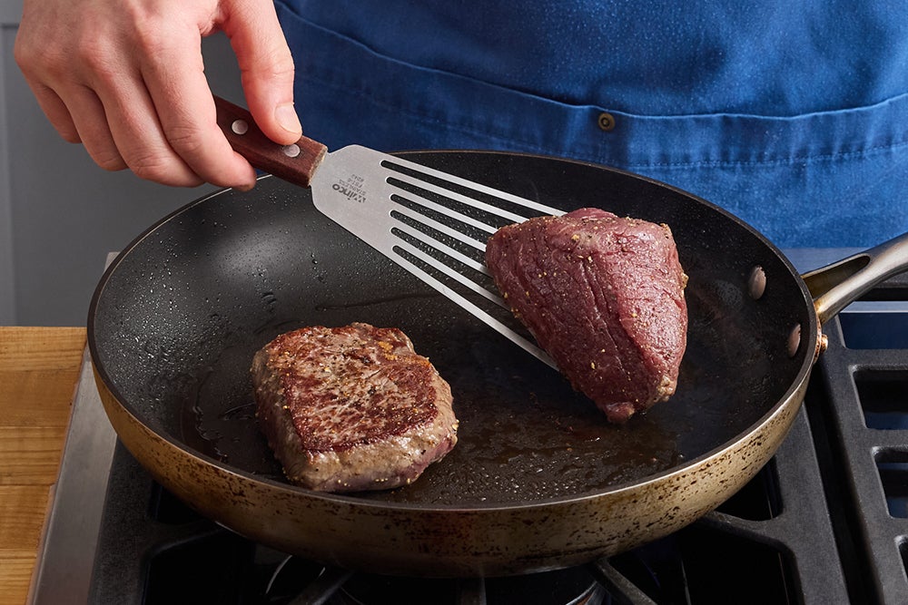 recipe-step-image-Cook the steaks}