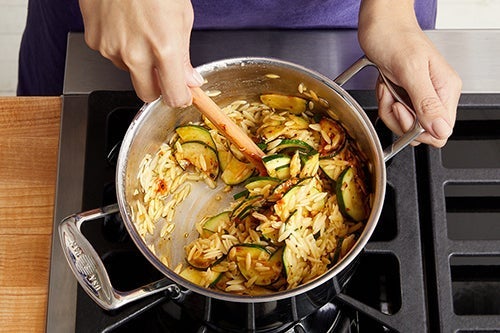 recipe-step-image-Finish the pasta & serve your dish}