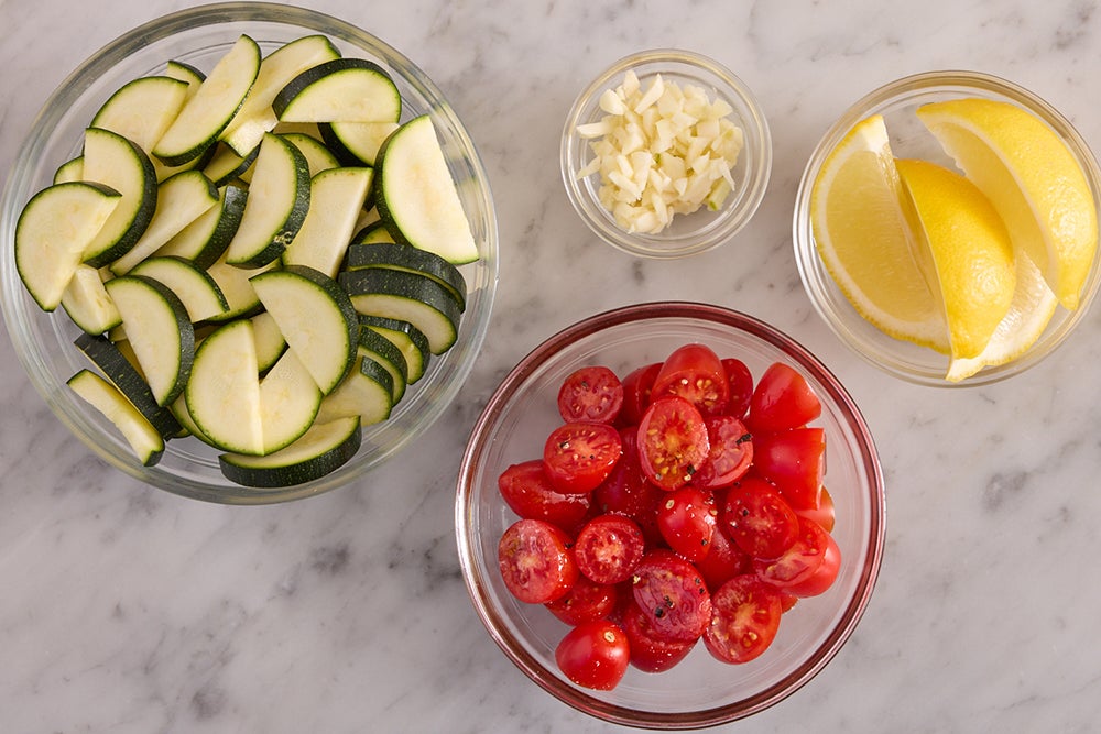 recipe-step-image-Prepare the ingredients}