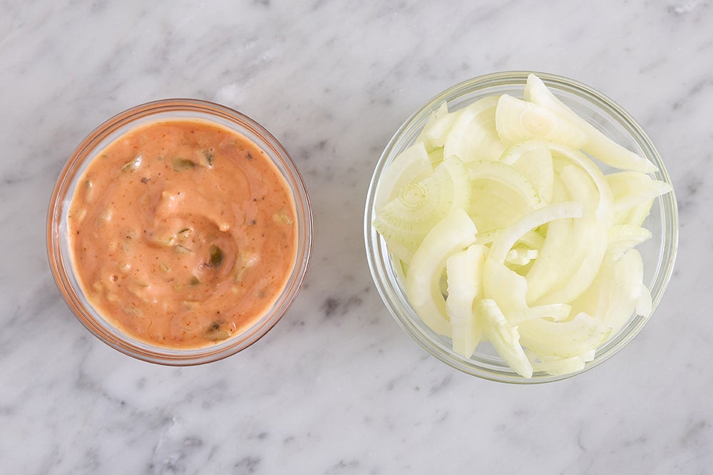 recipe-step-image-Prepare the remaining ingredients & make the sauce}