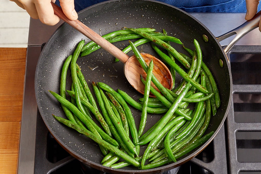 recipe-step-image-Cook & finish the green beans}