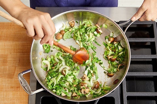 recipe-step-image-Cook the vegetables}