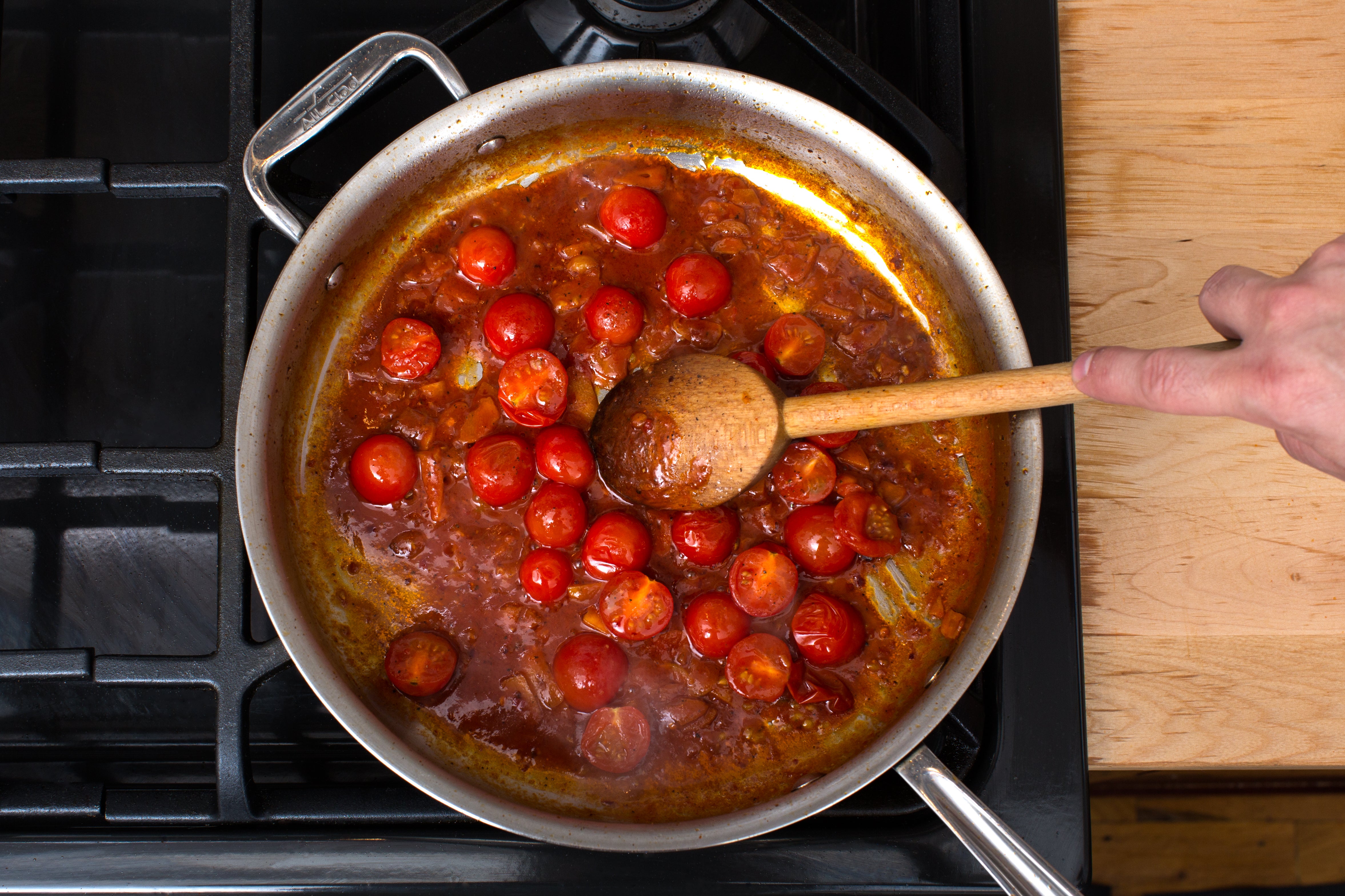 recipe-step-image-Make the sauce:}