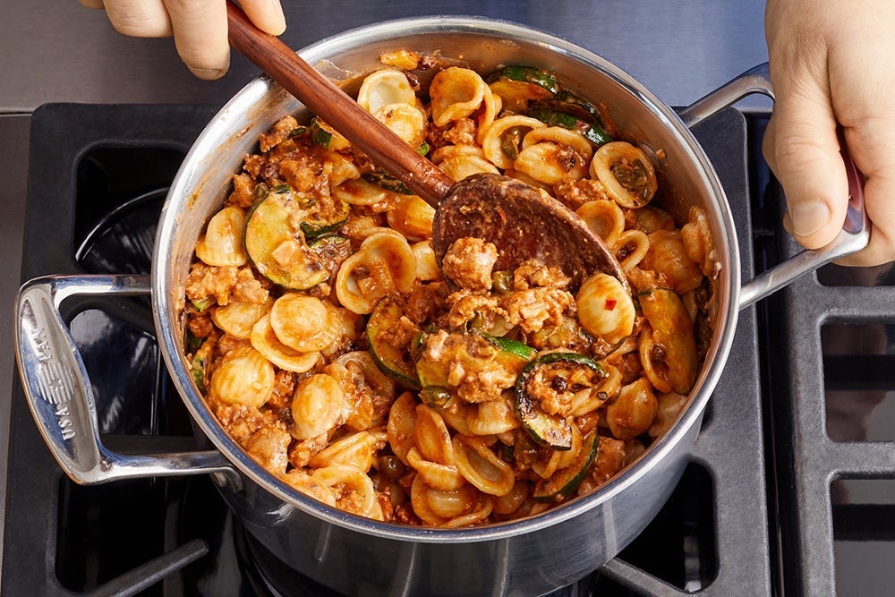 recipe-step-image-Finish the pasta & serve your dish}