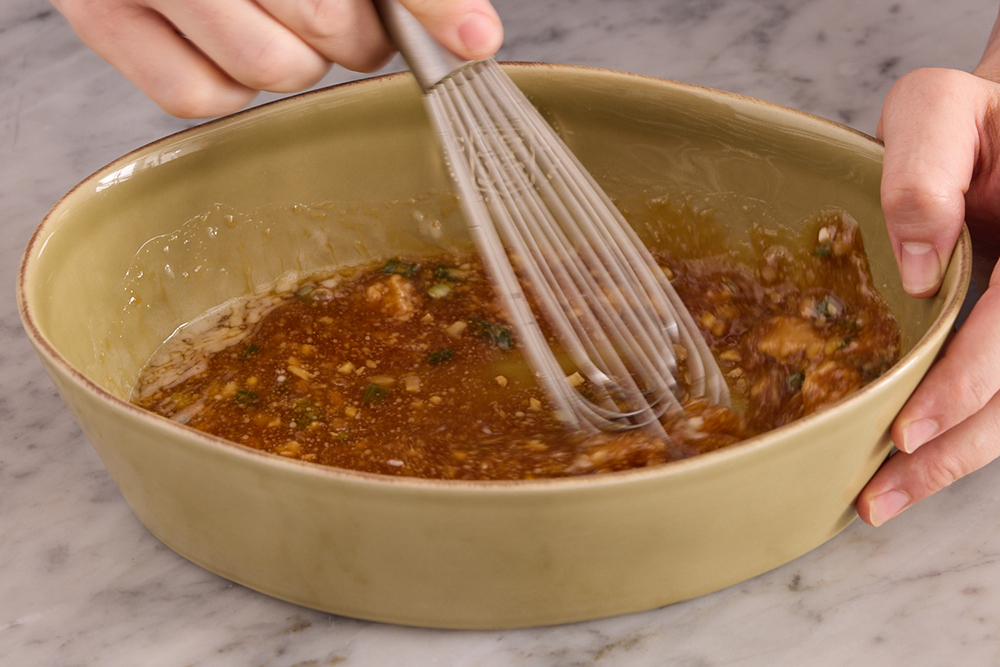 recipe-step-image-Make the sauce }