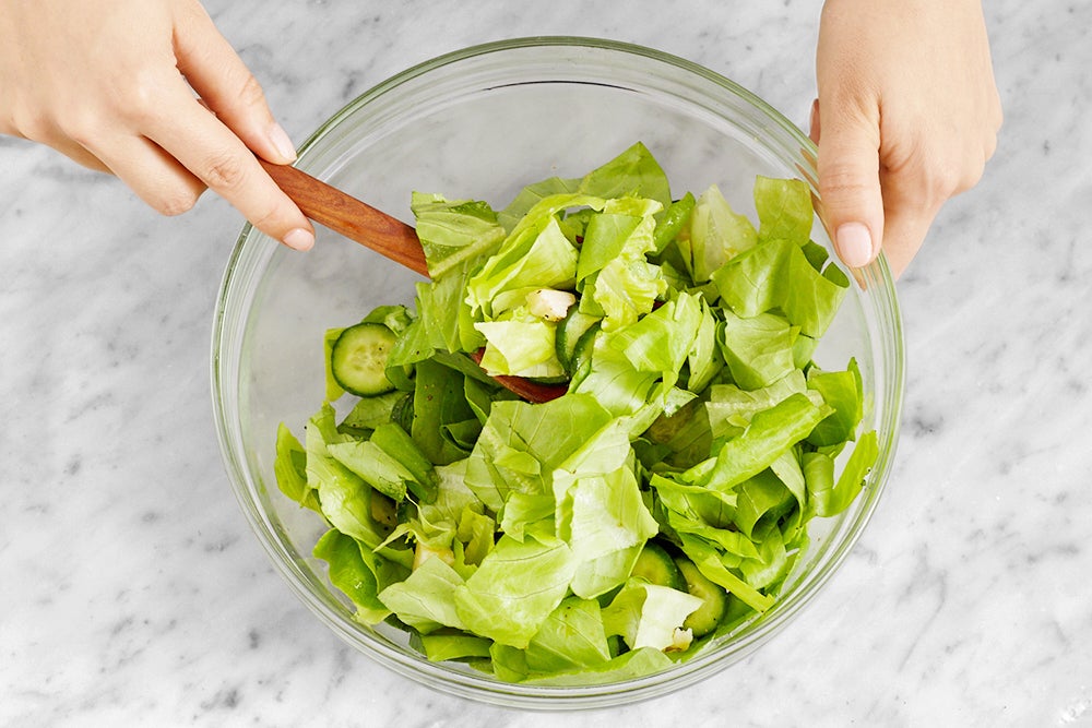 recipe-step-image-Make the salad}