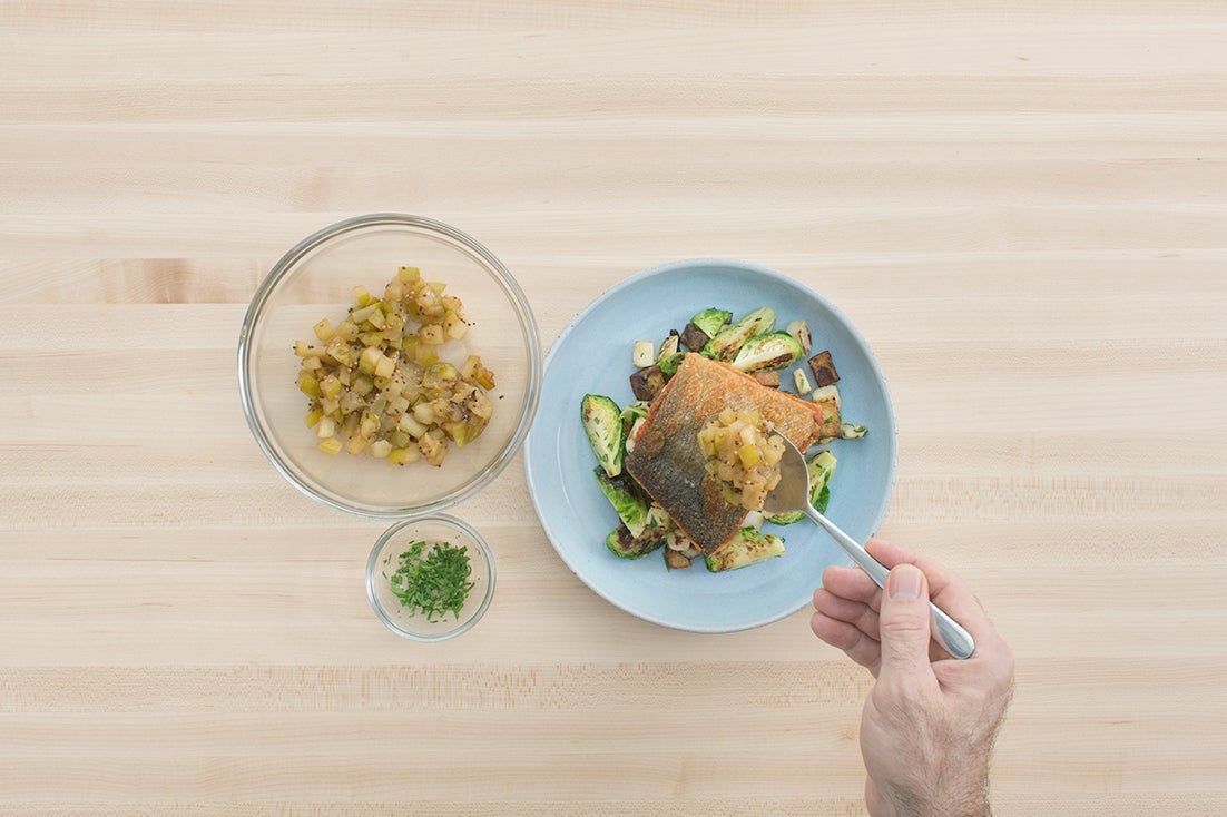 recipe-step-image-Plate your dish: }