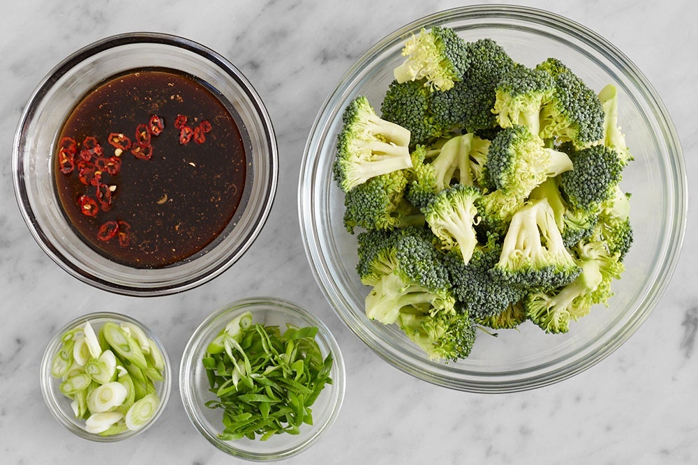 recipe-step-image-Prepare the remaining ingredients & make the sauce}