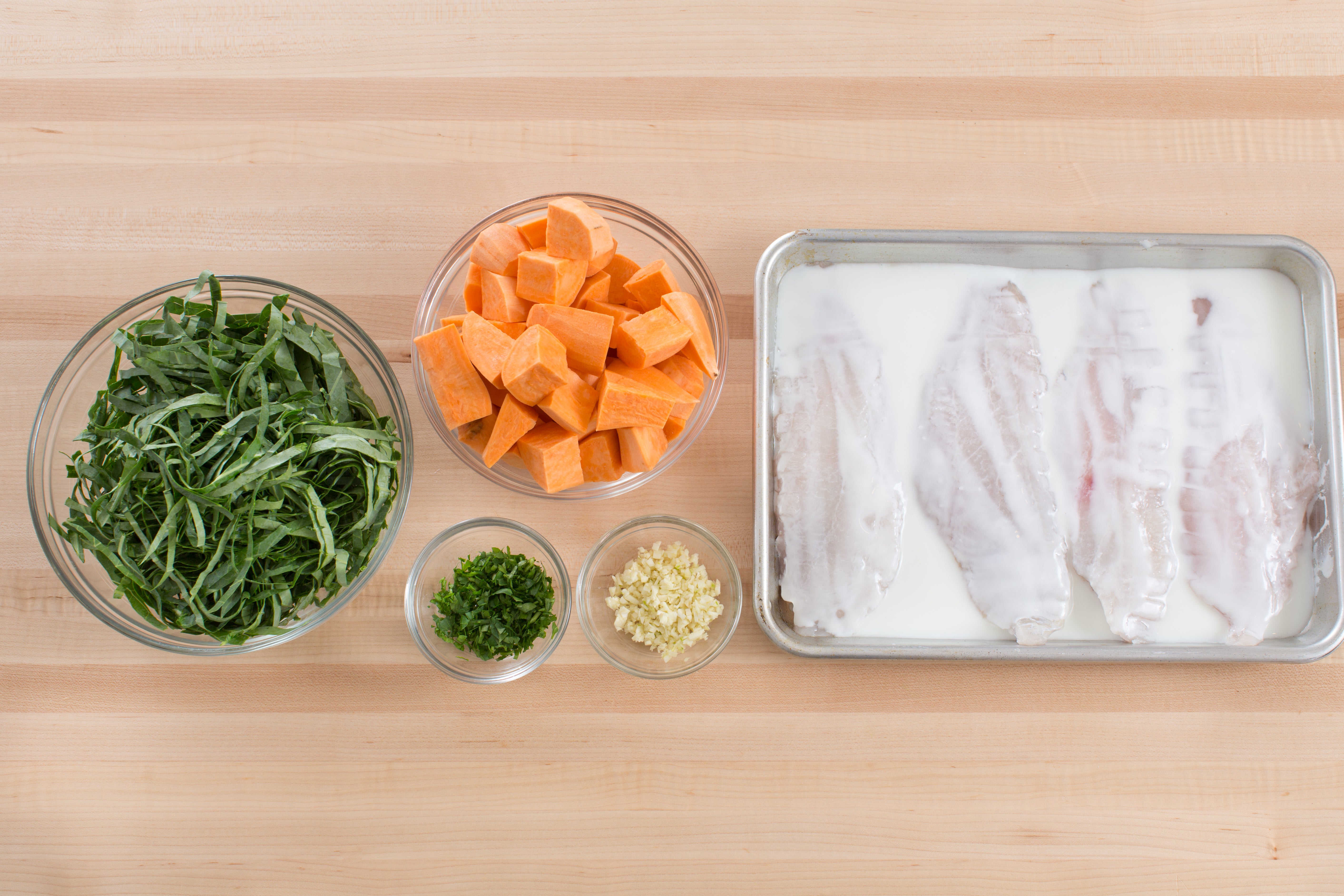 recipe-step-image-Prepare the ingredients:}