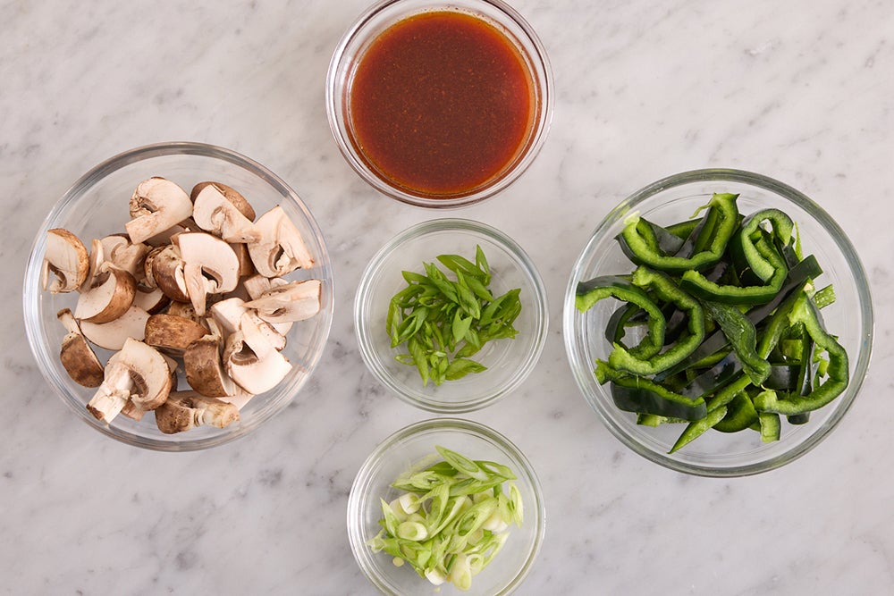 recipe-step-image-Prepare the ingredients & make the sauce}