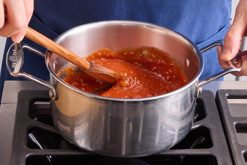 recipe-step-image-Make the sauce}