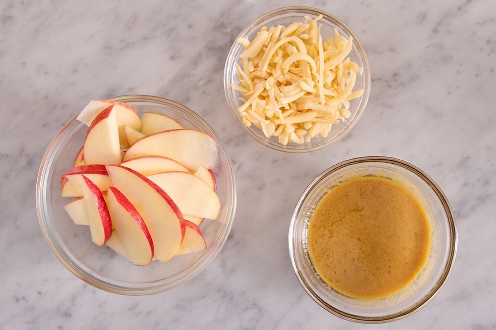 recipe-step-image-Prepare the remaining ingredients & make the dressing}