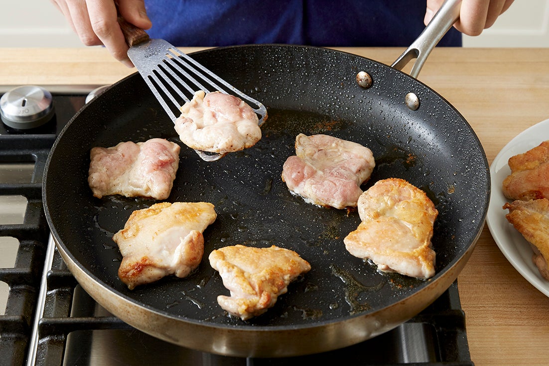 recipe-step-image-Coat & cook the chicken:}