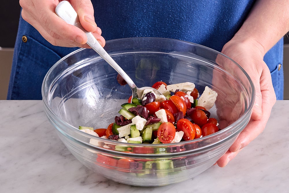 recipe-step-image-Make the salad}