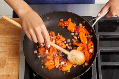 recipe-step-image-Cook the vegetables & finish the farro}