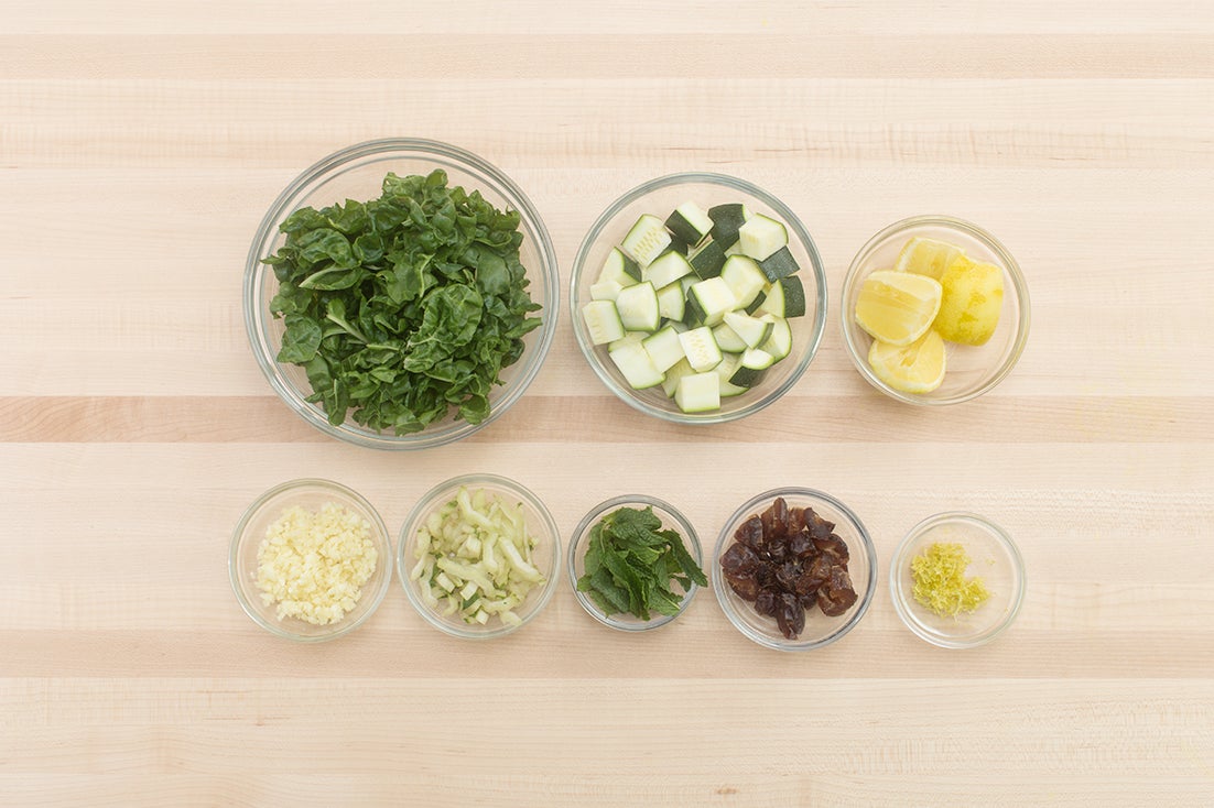 recipe-step-image-Prepare the ingredients:}